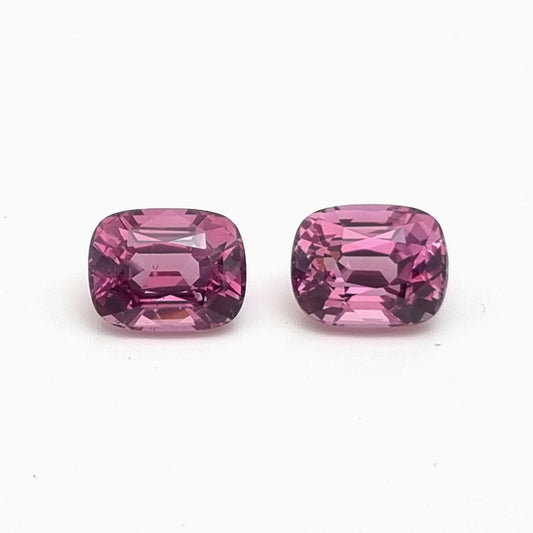 Pair of Spinel, 3.30 ct / 3.09 ct